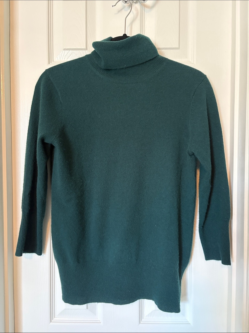 Neiman Marcus Cashmere Turtleneck 3/4 sleeve Sweater